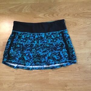 lululemon athletica Teal & Black Printed Mini Skirt